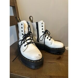 White Dr. Martens Smooth Polish Leather Boots Women's Size 5 Doc Martens